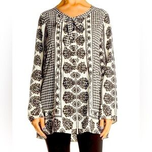 LANDS' END Women’s Black White Floral Houndstooth Border Print Silky Blouse 1X